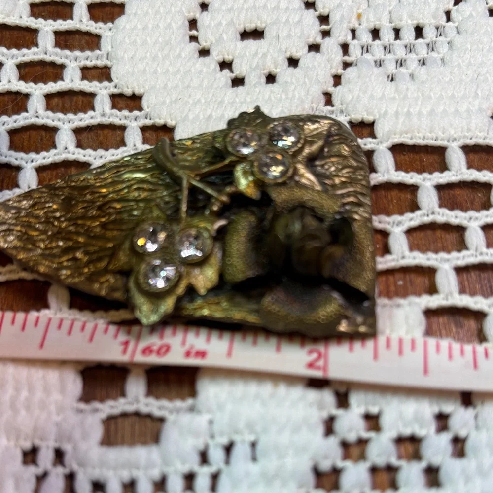 Vintage floral brass dress clips - Picture 7 of 8